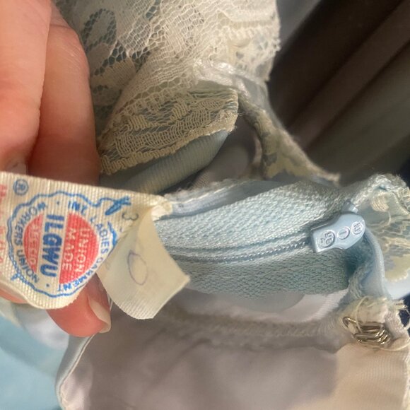 Vintage 1970s Cottagecore prairie dress in storm cloud blue lace chiffon puff - Picture 9 of 11